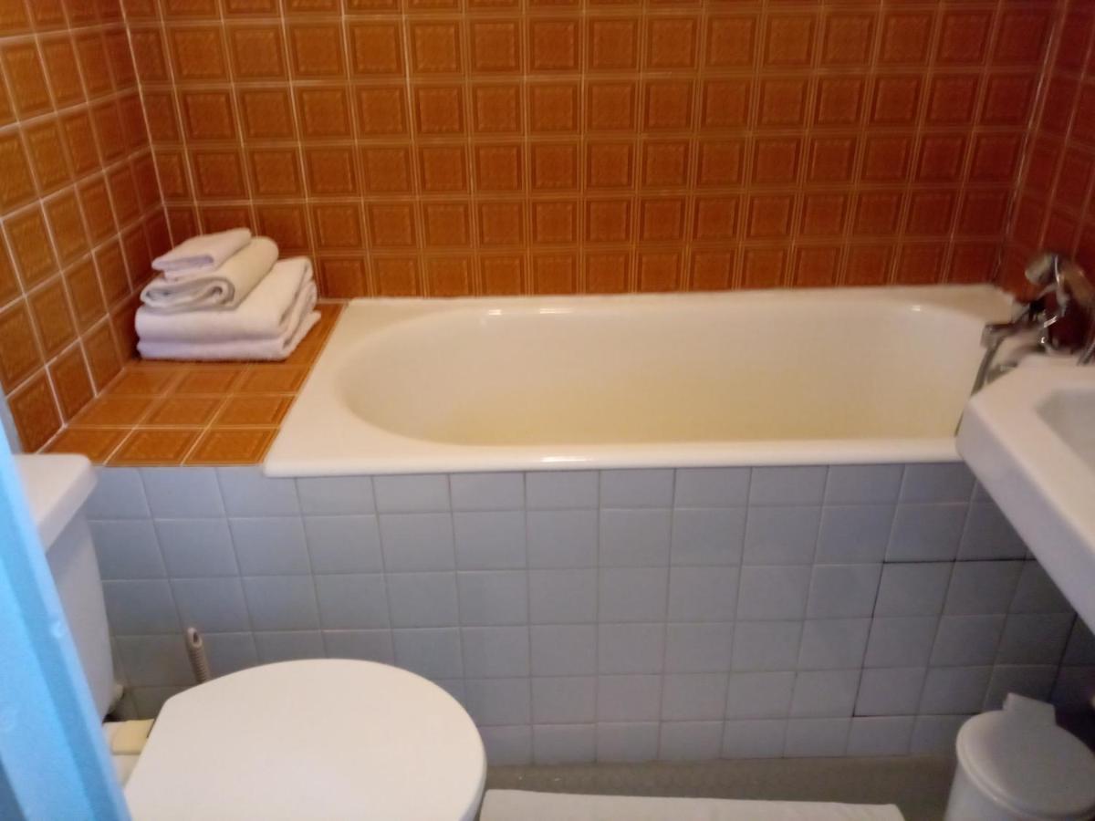 Chambres D'Hotes Des Voyageurs Magnac-Bourg Luaran gambar